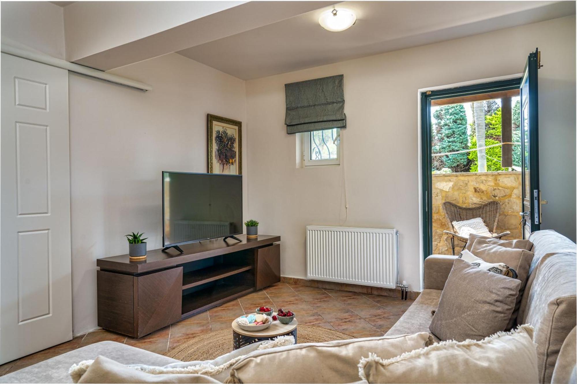 Suburban Elegant Studios Закінф Екстер'єр фото